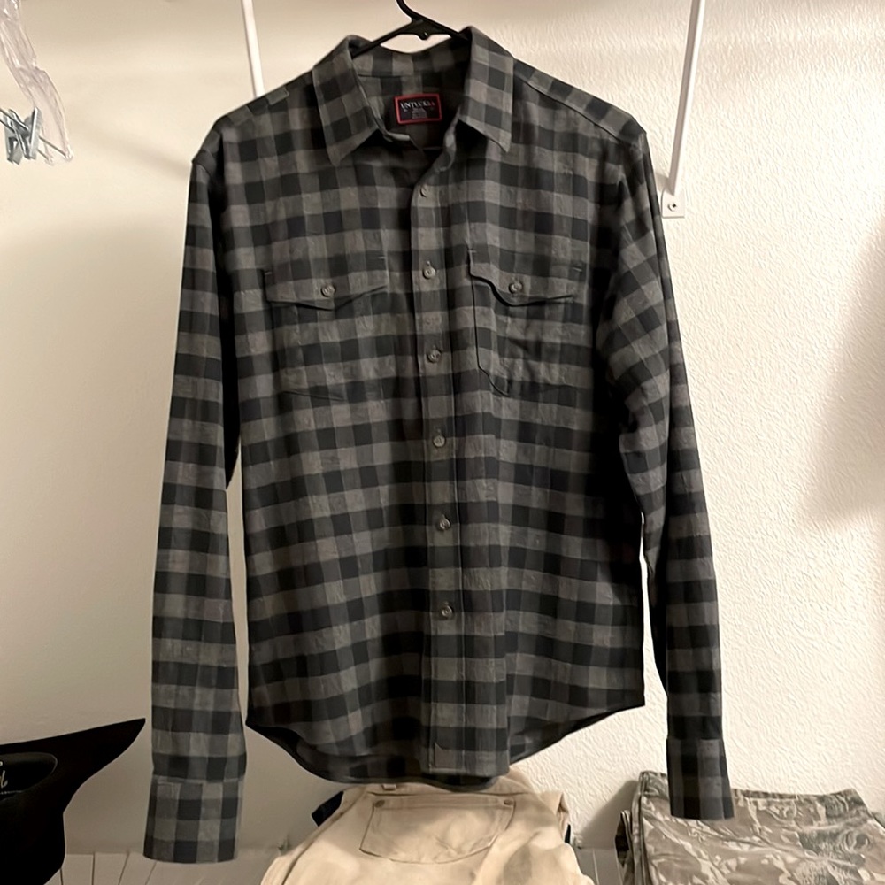 Untuckit flannel shirt